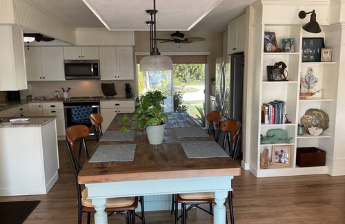 Edgewater House | Waterfront home for rent. Two bed two bath completely remodeled. 50 ft dock incl
