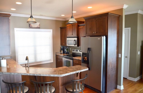 Cadiz House | Premier Waterfront Home with Dock on Lake Barkley