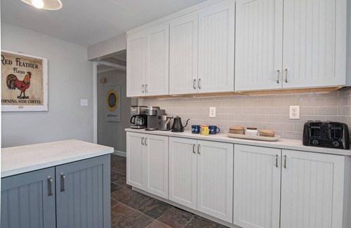 Bozman House | Waterfront Home with Pool & Pet Friendly