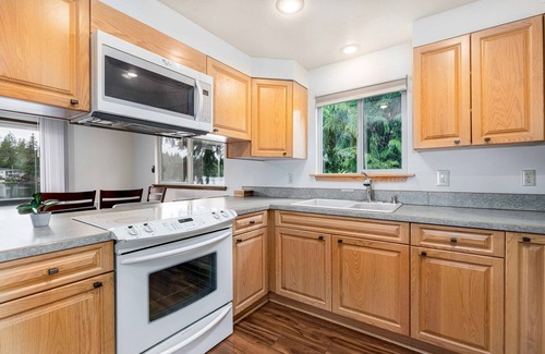 Shelton House | Idyllic Waterfront Home with Private Dock & Lake Toys