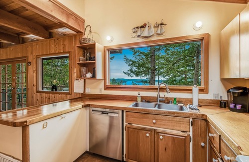 Orcas Cabin | Oceanfront Retreat with Private Deck and Spectacular Views