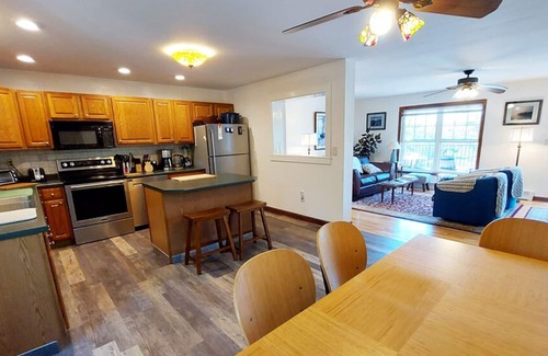 Deer Isle House | Waterfront Home with 50ft Deck & Perfect Guest Rating