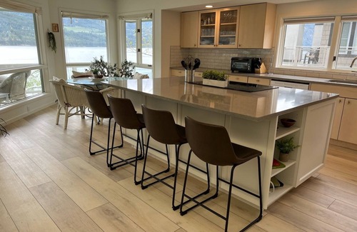 Wapato Point House | Lakefront Retreat with Wapato Point Amenities in Manson