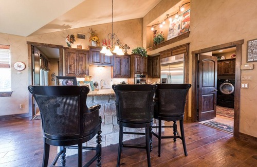 Briarcliff House | Premier Waterfront Homes with Lake Views and Top Amenities