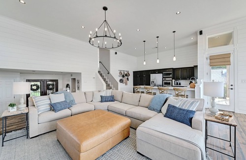 Granite Shoals House | Waterfront house on Lake LBJ with private pool & two hot tubs, kitchen, WIFI