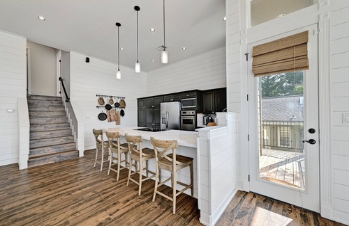 Granite Shoals House | Waterfront house on Lake LBJ with private pool & two hot tubs, kitchen, WIFI