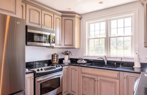 McDaniel House | Waterfront House in Saint Michaels: Pets Welcome!