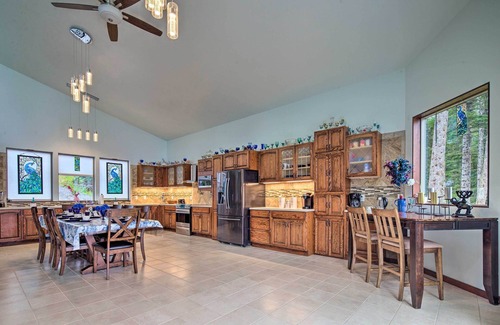 West Juneau Cottage | Waterfront House with Glacial Views - Family Friendly Stay!