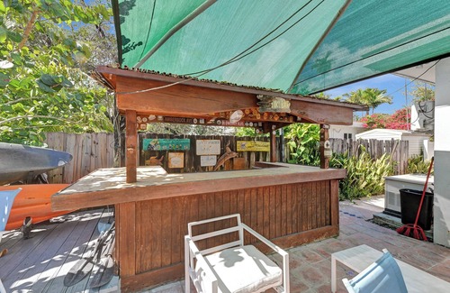 Ojus House | Beautiful Casa Waterfront: Villa with Pool & Beach Access