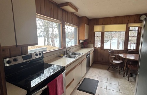 Park Rapids House | Prime Location: Steps to Heartland Park & Ocean Views!