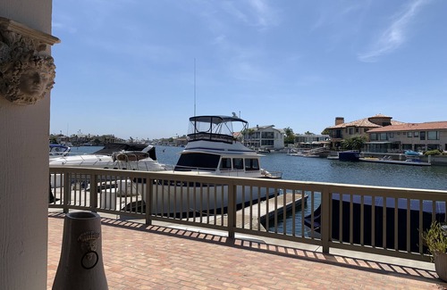 Huntington Harbour House | Waterfront Paradise in Huntington Harbor for Water Lovers