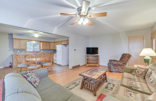 Holcombe House | Waterfront Lake Holcombe Getaway with Family-Friendly Dock