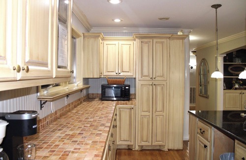 Florence House | Exceptional Waterfront Lake House on Wilson Lake with Pool