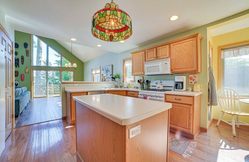 Rogers City Cottage | Idyllic Lake Huron Getaway with Private Beach Access
