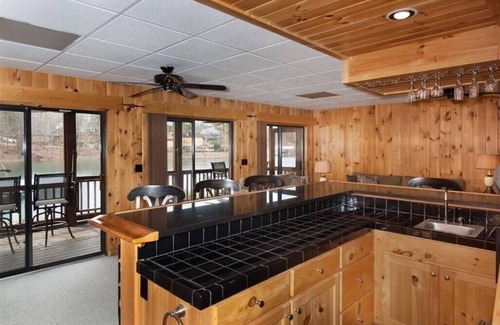 Six Mile Ski Chalet | Scenic Lake Keowee Chalet with Breathtaking 180° Views