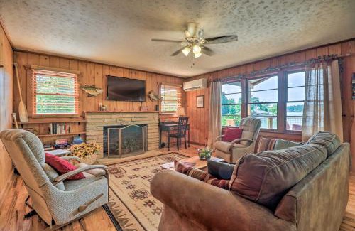 Little Kowaliga House | Seaside Retreat at Lake Martin: Family-Friendly & Ocean Views
