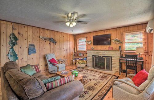 Little Kowaliga House | Seaside Retreat at Lake Martin: Family-Friendly & Ocean Views