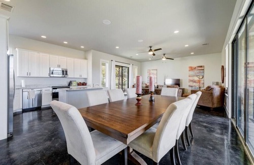 Granite Shoals House | Waterfront Lake House with Boat Lift and Dock on Lake LBJ