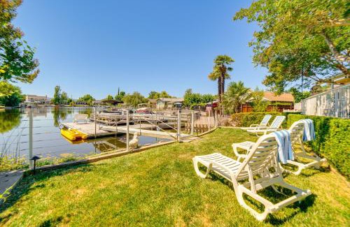 Lakeport House | Inviting Waterfront Lakeport Vacation Rental with Boat Dock