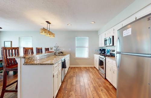 Key Allegro House | Waterfront Retreat with Private Dock & Pool Amenities