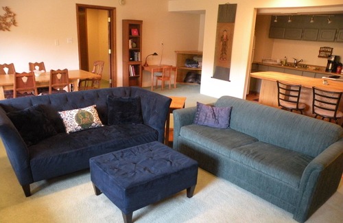 Ames Lake House | Tranquil Waterfront Retreat with Pool and Spa Amenities