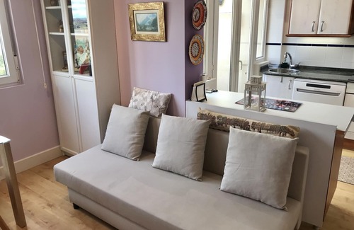 Mogro House | Waterfront Escape: Guest Rated 10/10 with Ocean Views