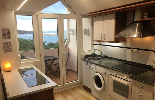 Mogro House | Waterfront Escape: Guest Rated 10/10 with Ocean Views