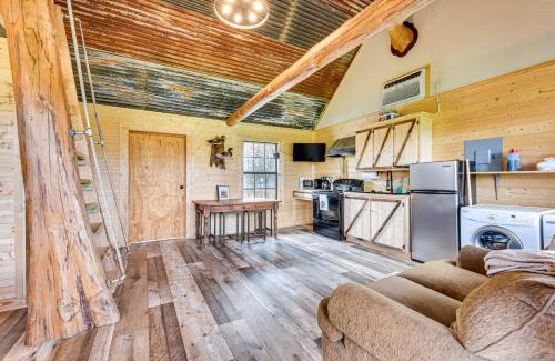 Marksville Apartment | Waterfront Studio in Marksville with Dock Access & Spa