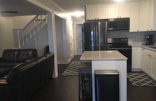 Levering House | Idyllic Waterfront Cottage on Douglas Lake near Top Destinations
