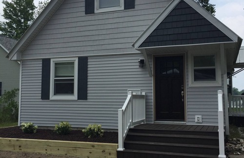 Levering House | Idyllic Waterfront Cottage on Douglas Lake near Top Destinations
