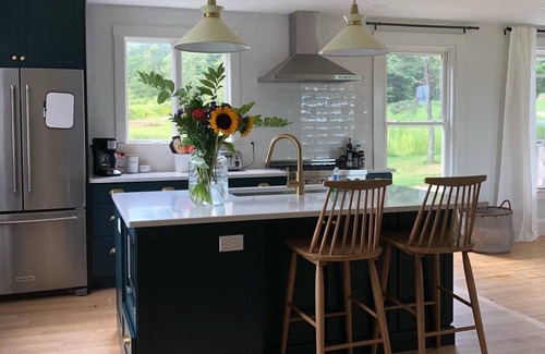 Union Other | Waterfront Modern Farmhouse: Guest Rated 10/10 with Pool & Spa