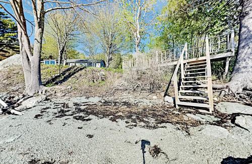 Trenton House | Oceanfront Oasis with Spectacular Views - Rated 9/10