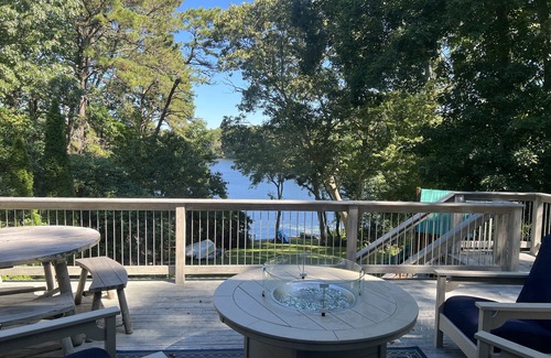 East Falmouth House | Waterfront Retreat on Lake: 6 bd, Pet-Friendly & Ocean View