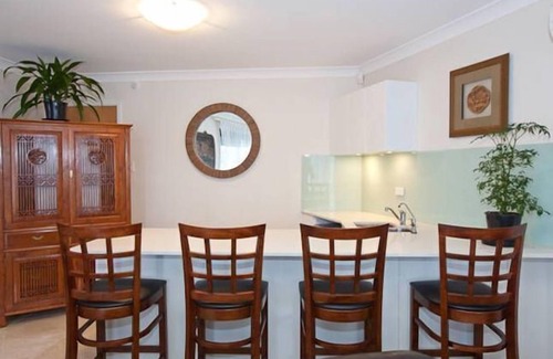 Manly Apartment | Oceanfront Getaway at Waterfront on Manly Harbour