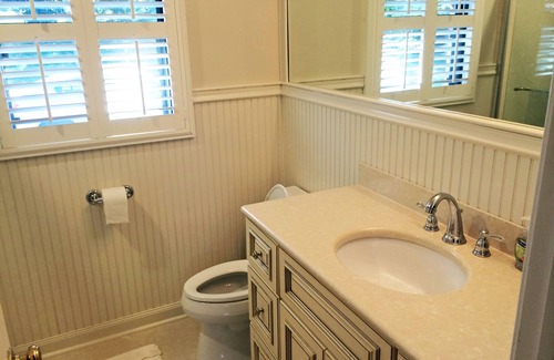 Nebo House | Lakefront Retreat on Pristine Lake James - Guest Rated 10/10