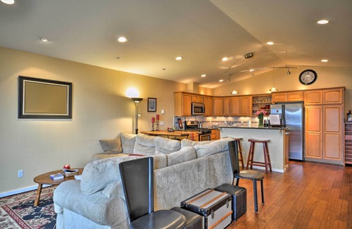 Newport House | Stylish Waterfront Oregon Retreat with Ocean Views & More!