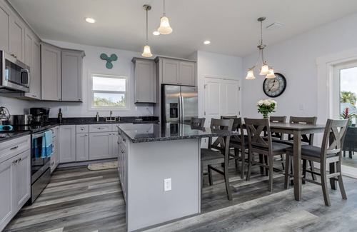Crystal River House | Waterfront Ozello with Breathtaking Water Views & Pets Welcome
