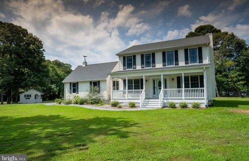 St. Michaels House | Pet-Friendly Waterfront Retreat with Spa and Family Amenities
