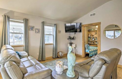 Port Isabel House | Pet-Friendly Port Isabel Getaway with Scenic Water Views
