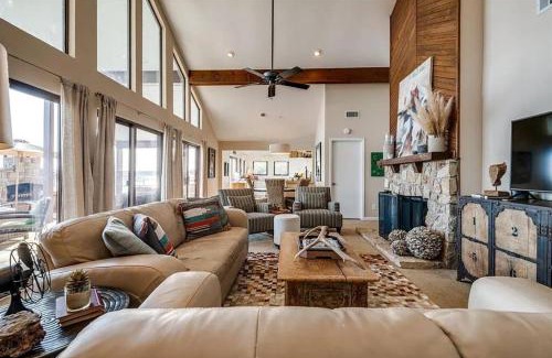 Graford House | Waterfront Possum Kingdom Lake Family Home