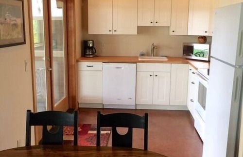 Sequim Apartment | Pet-Friendly Waterfront Stay Near Discovery Bike Trail