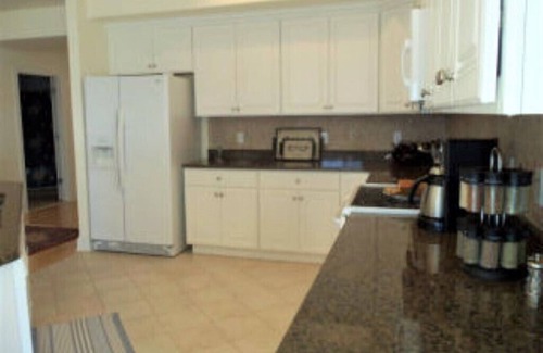 Chincoteague Condo | Waterfront Serenity with Pool & Breakfast for Unforgettable Stays