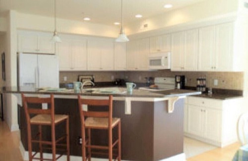 Chincoteague Condo | Waterfront Serenity with Pool & Breakfast for Unforgettable Stays
