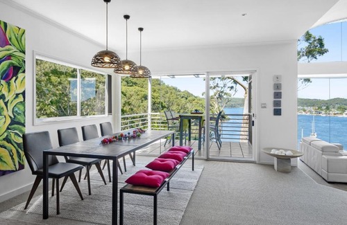 Daleys Point House | Relaxing Waterfront Retreat at Daleys Point for Families