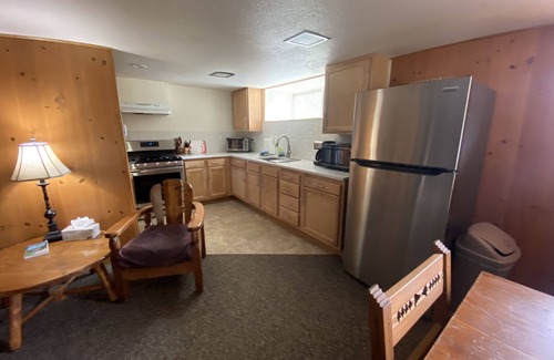 Idaho Springs Cabin | Scenic Rocky Mountain Cabin with Fishing Ponds & Spa