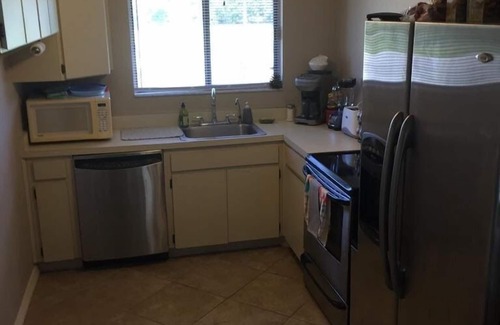 Port Charlotte House | Ideal Waterfront Retreat with Sailboat Access & Pet Welcome