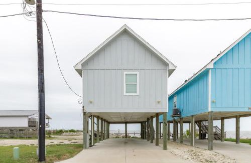 Flour Bluff House | Waterfront Views at Fins and Feathers by AvantStay