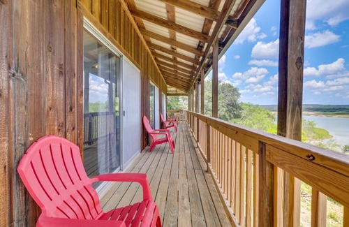Spicewood House | Scenic Spicewood Home with Deck, Fire Pit & Hot Tub