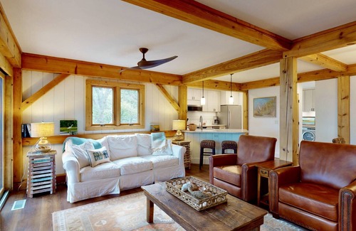 Bald Head Island Condo | Tranquil Timbercreek Waterfront Condo | Pool & Ocean Views