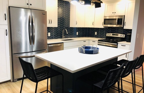 Canandaigua Condo | Beautiful Waterfront Condo with Pool and Ocean Views